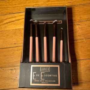 Luxie Rose Gold Eye Essentials Eyeshadow Brush Set